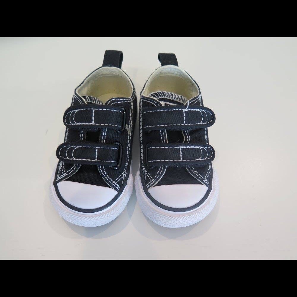 Converse - Black - velcro straps - size 4