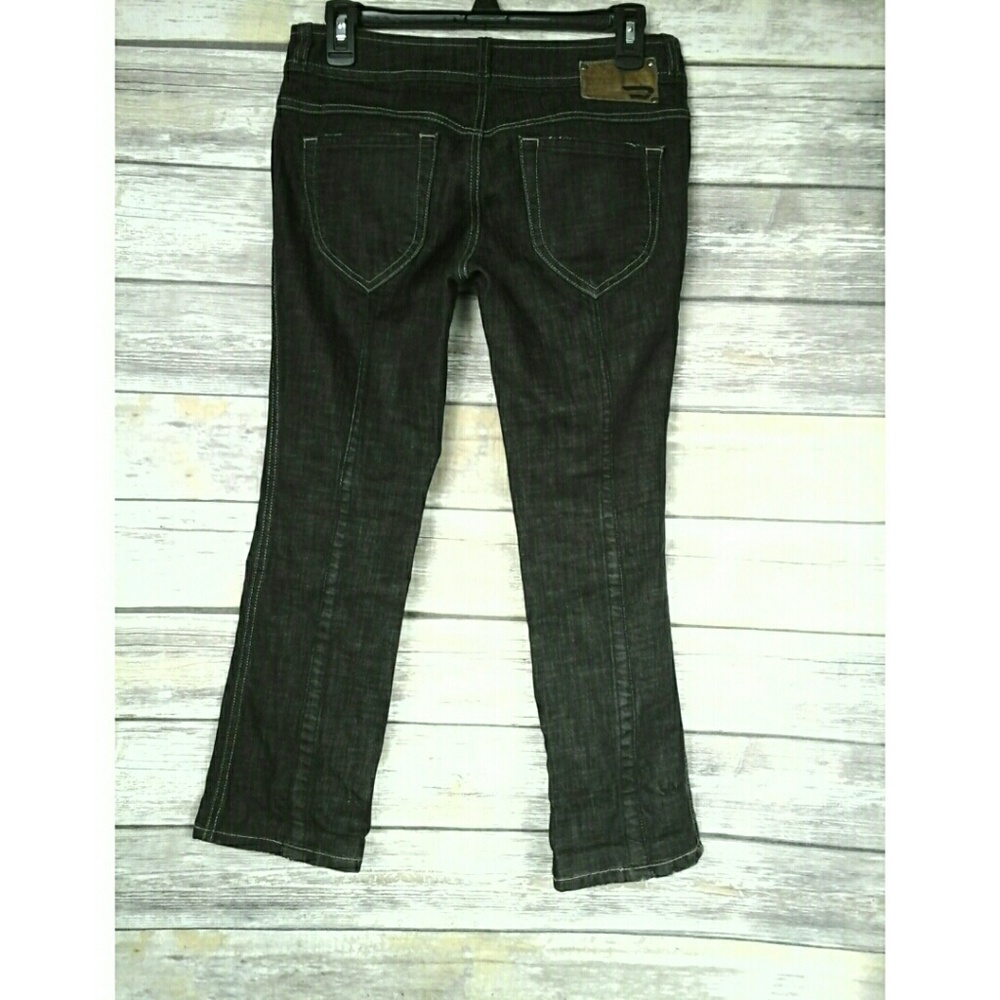 Sold! Diesel dark washed crop jeans - Picture 5 of 8