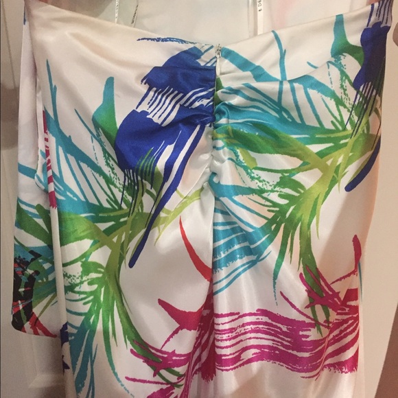 PROM DRESS - Picture 3 of 3