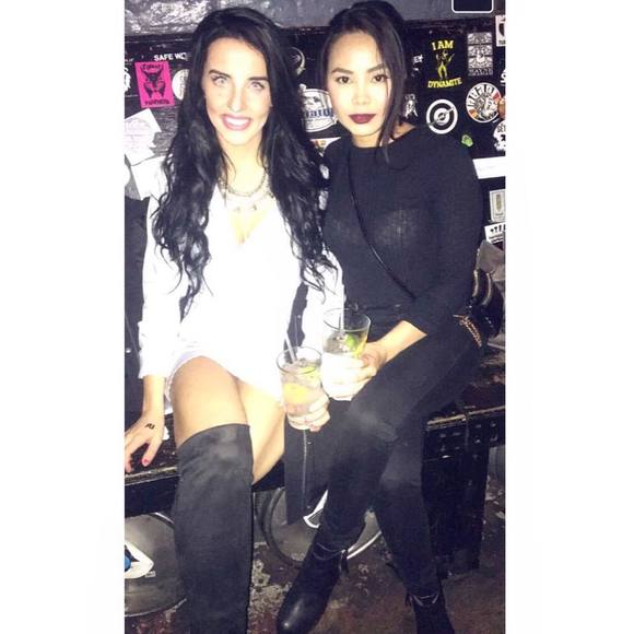 Meet your Posher, Abi - Picture 2 of 2