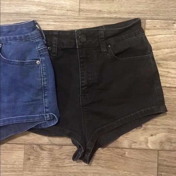 SOLD BDG Super High Rise Short Short Set - Picture 3 of 4