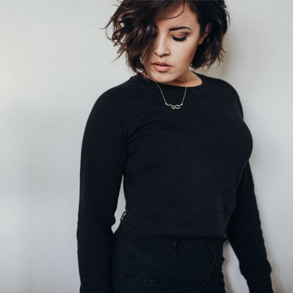 Meet your Posher, Elissa