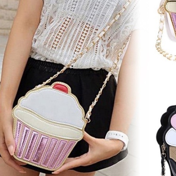 ✨ICE MAGIC ✨ CUPCAKE 🍦 PURSE *NWT* - Picture 2 of 8