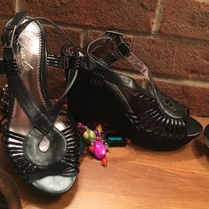 Wedge Sandals Charles/Charles David Size 7B