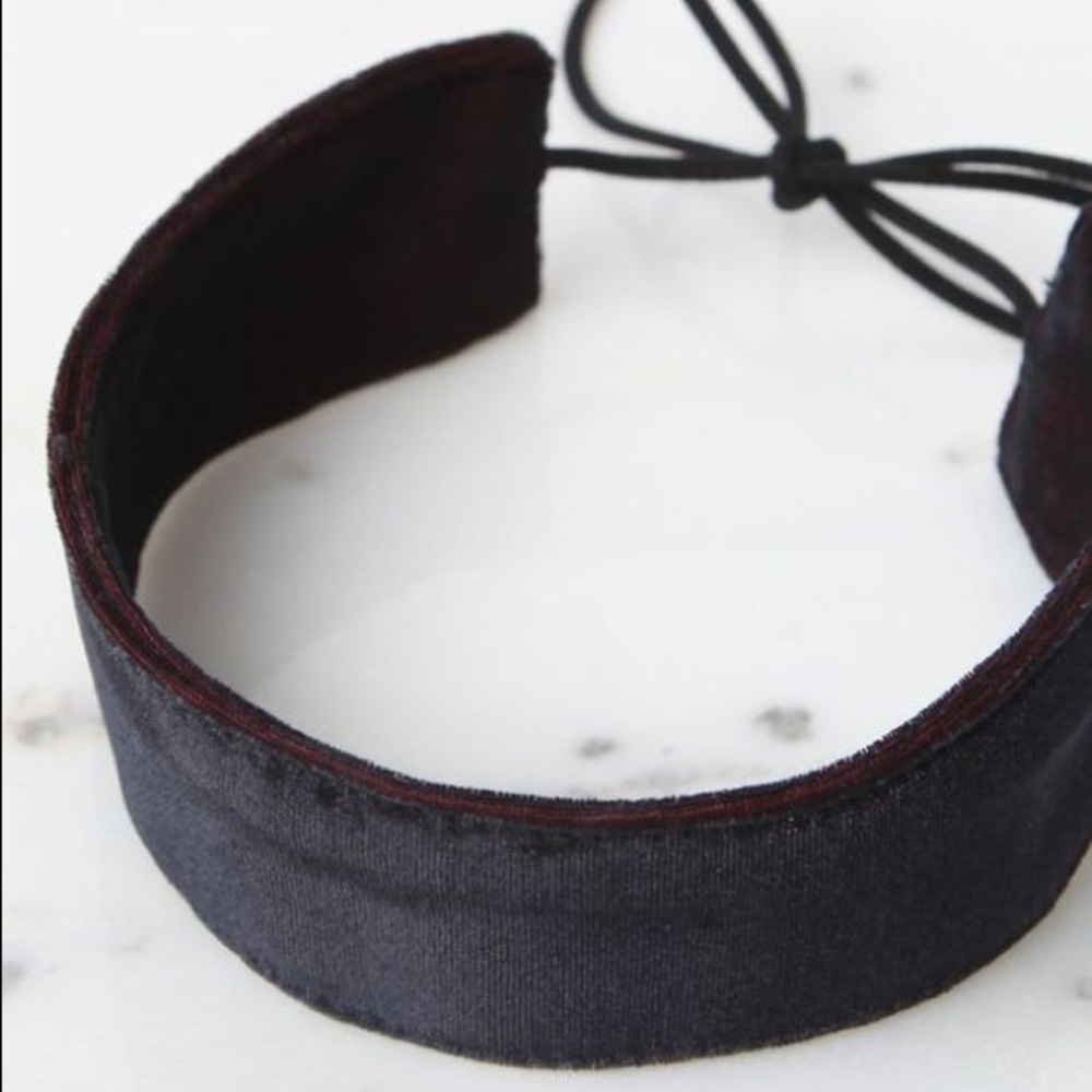 Pacsun velvet choker