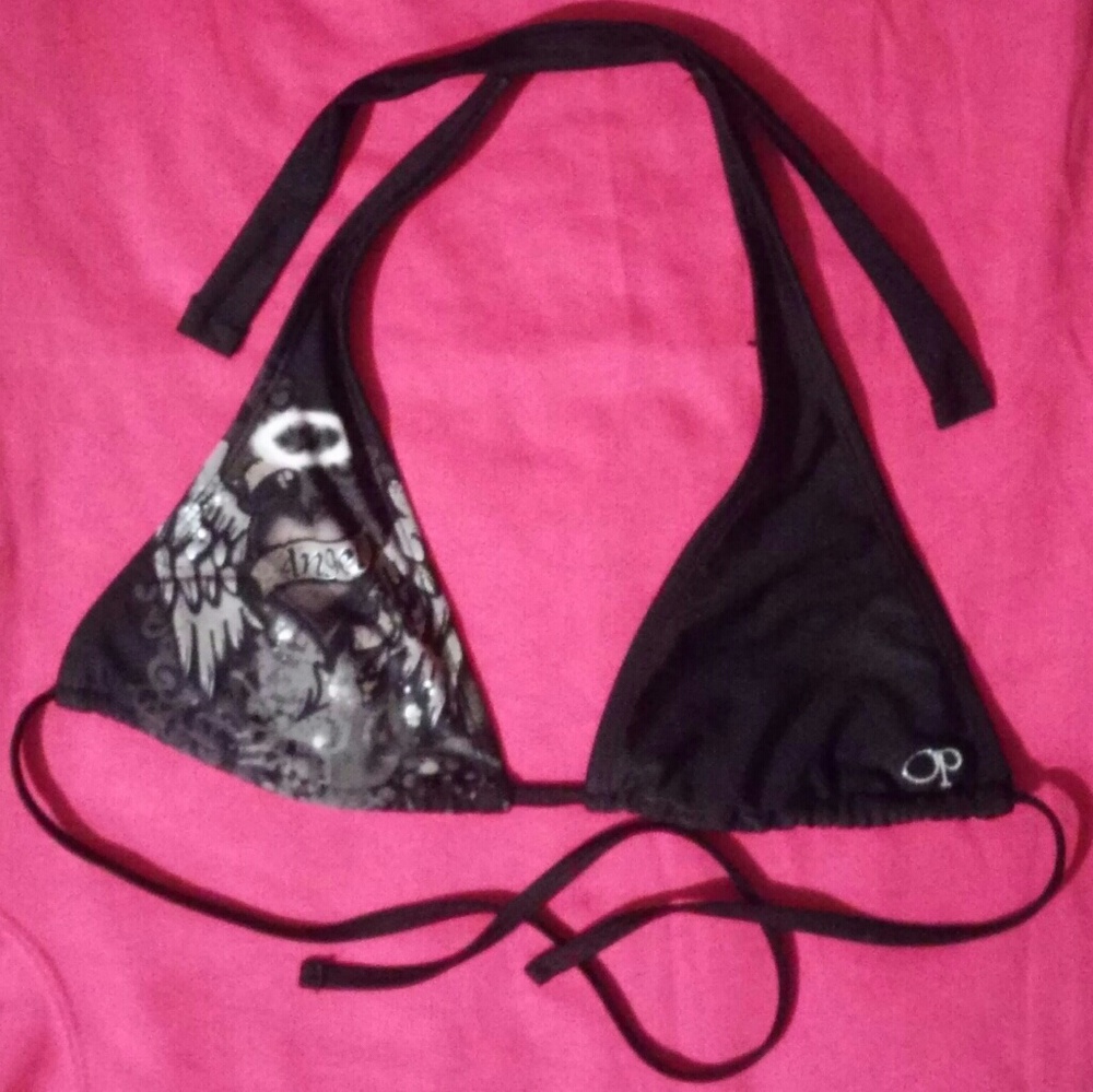 2
Bikini top bundle!!!  brands Surfside and OP M