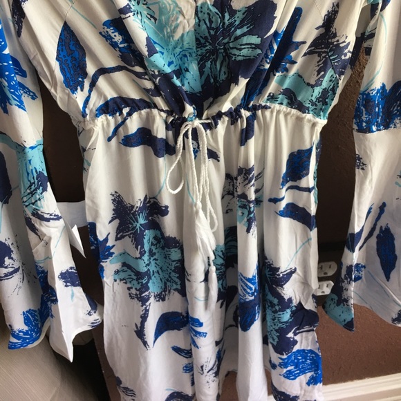 BLUE FLORAL BOHO CHIC DRESS 💙BEAUTIFUL 💙 - Picture 4 of 4