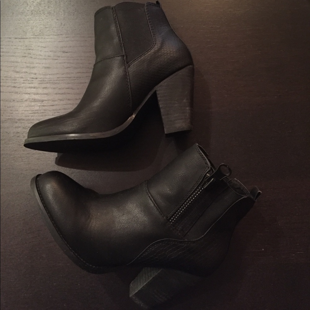 ALDO black booties