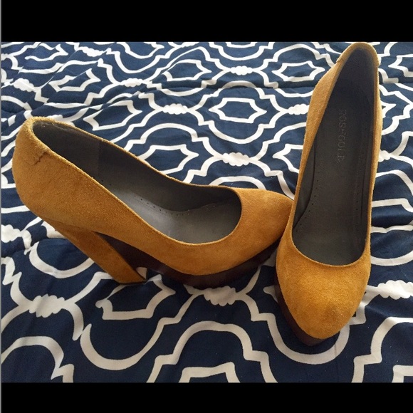 Clogs - Picture 3 of 4