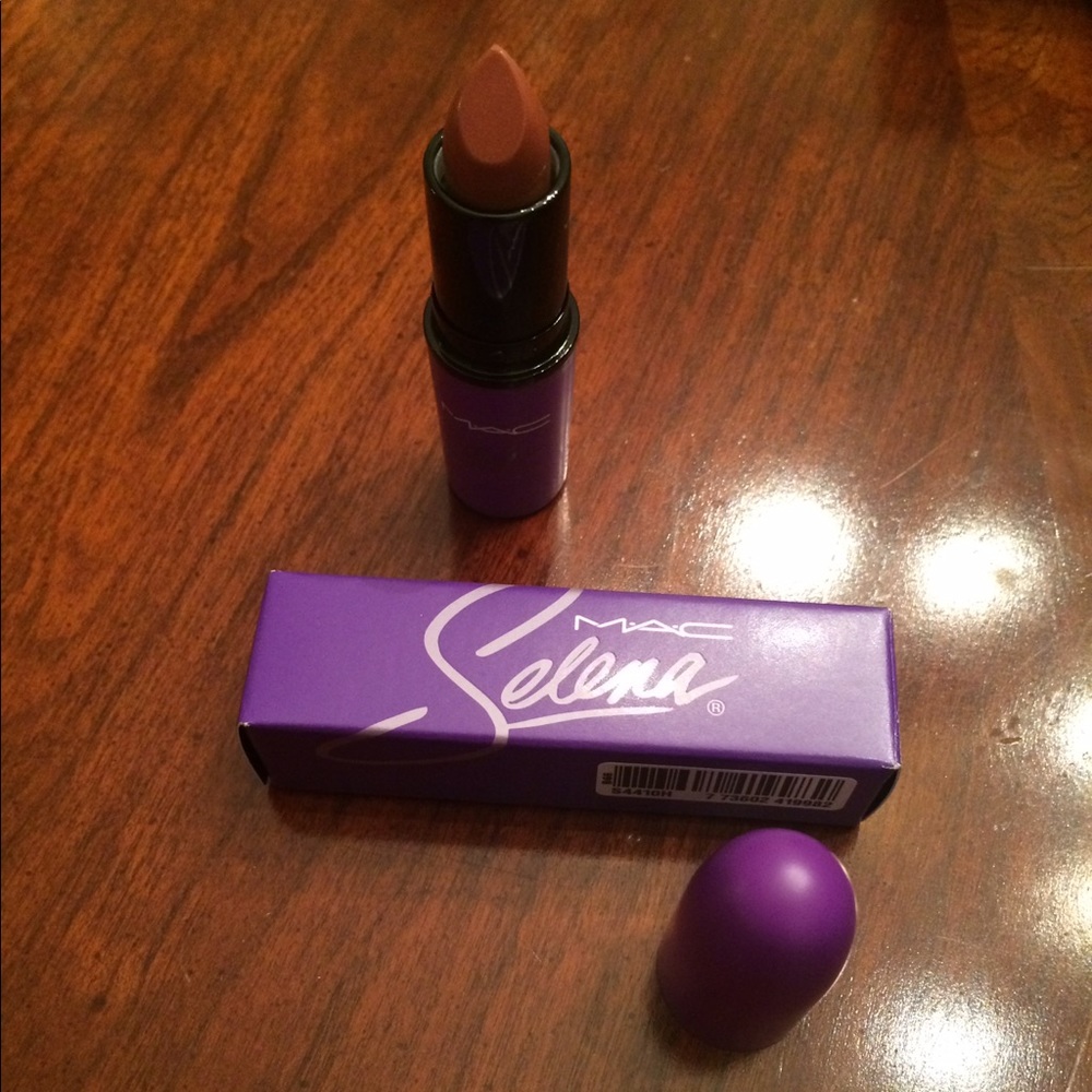 MAC Selena Amor Prohibido Lipstick