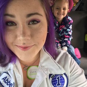 Meet your Posher, Abbey