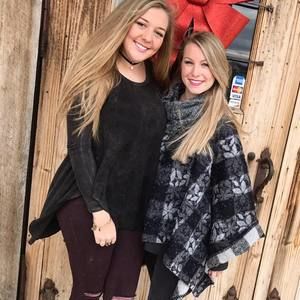 Meet your Posher, Lydia