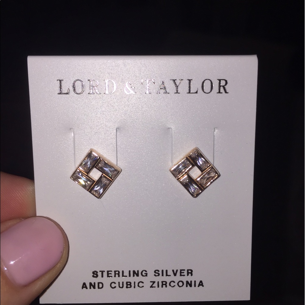 Square Stud Earrings