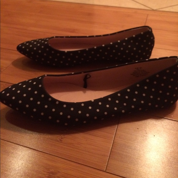 H&M polka dots pointy flats - Picture 3 of 4