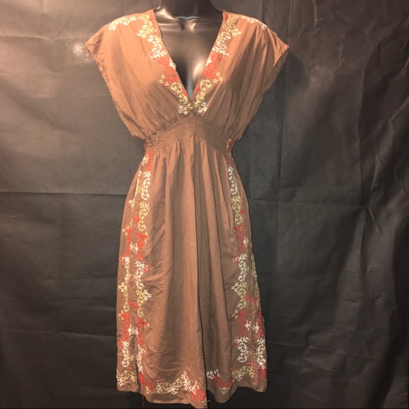 lucca Dresses & Skirts - Embroidered kimono style dress.