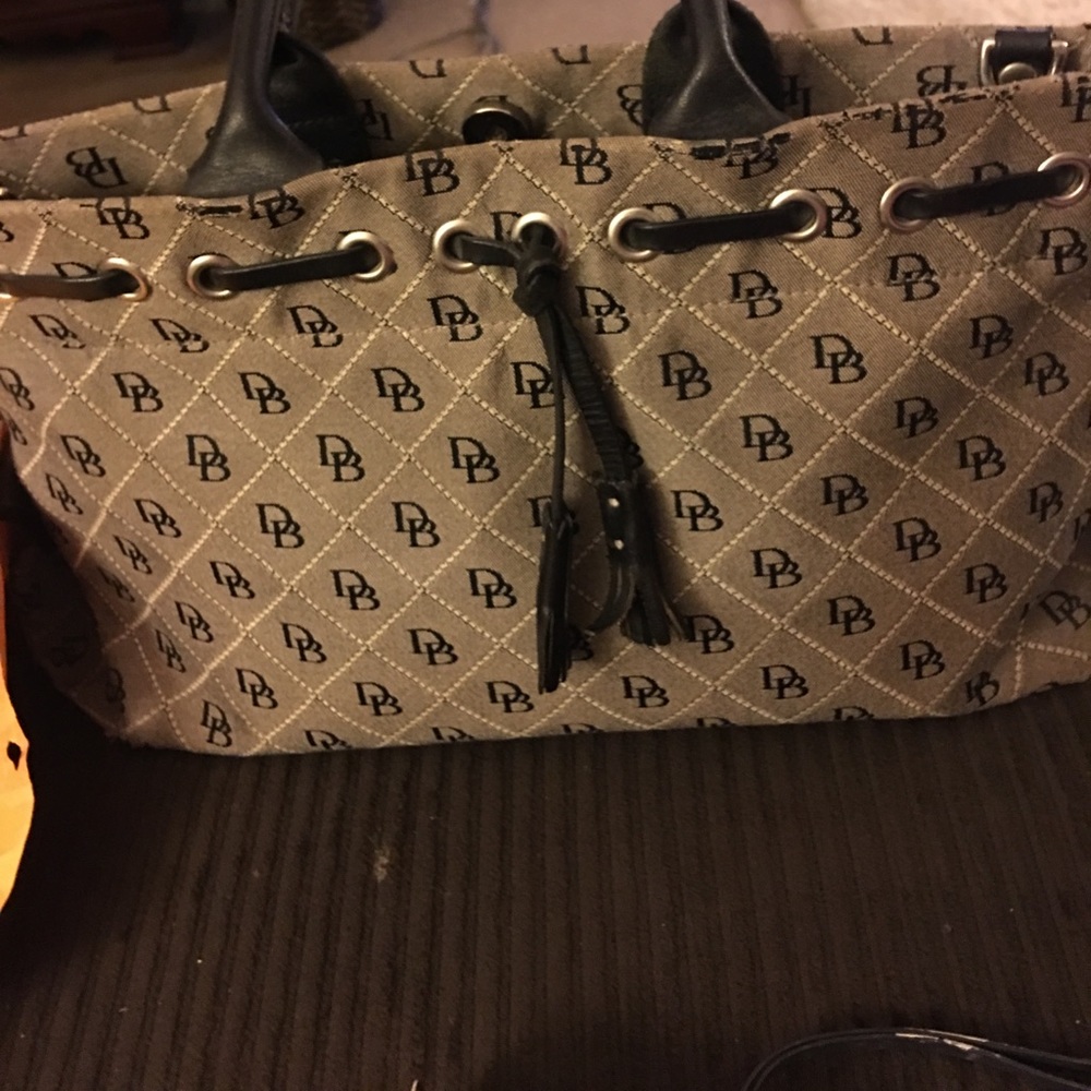Dooney& Bourne purse
