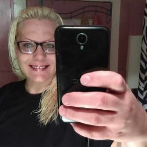 Meet your Posher, Tonya