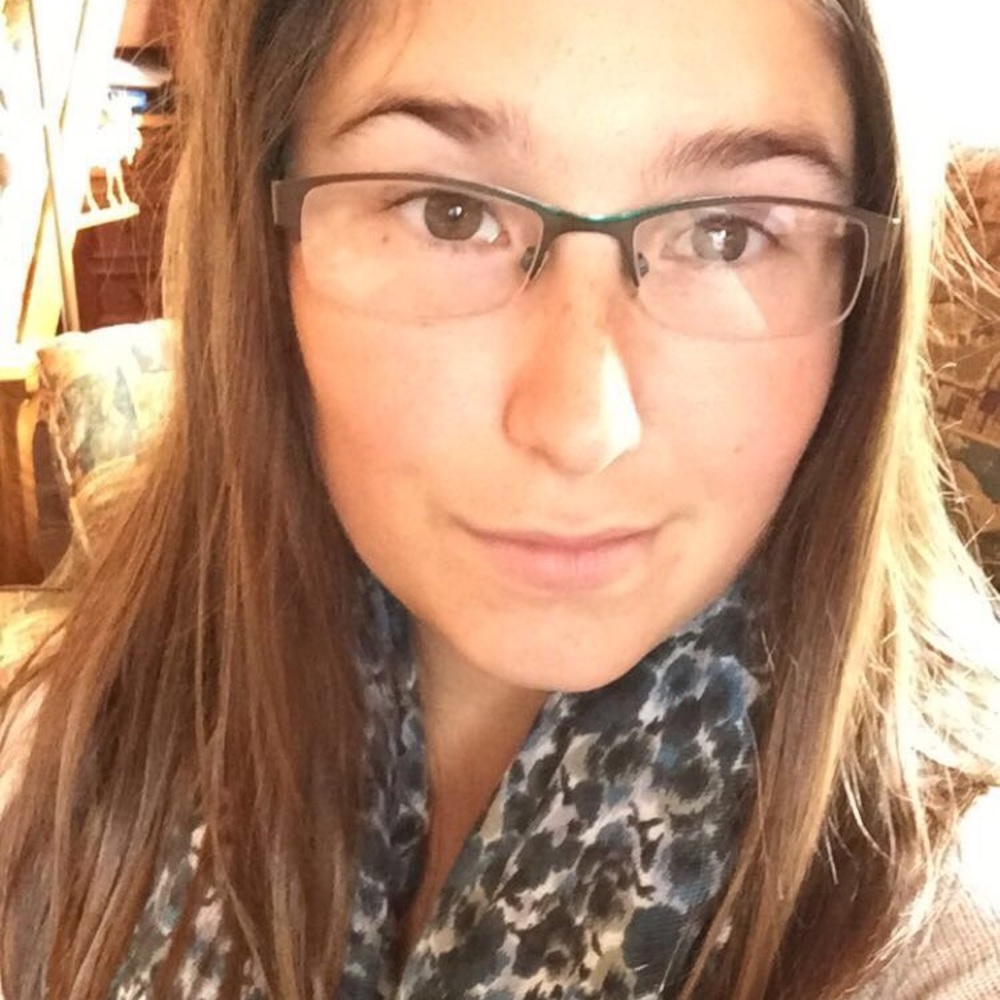 Meet your Posher, Claire