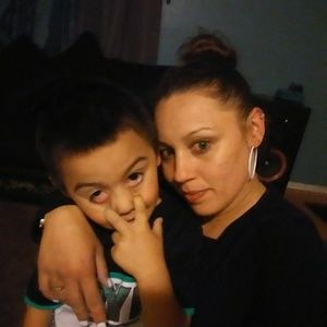 Meet your Posher, Alysia