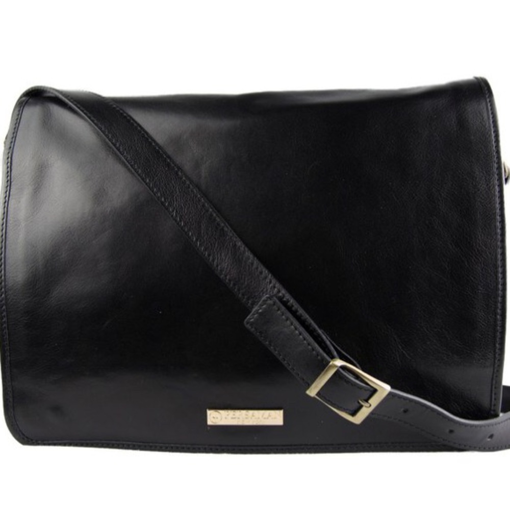 NWT Persaman New York Martino Messenger Black