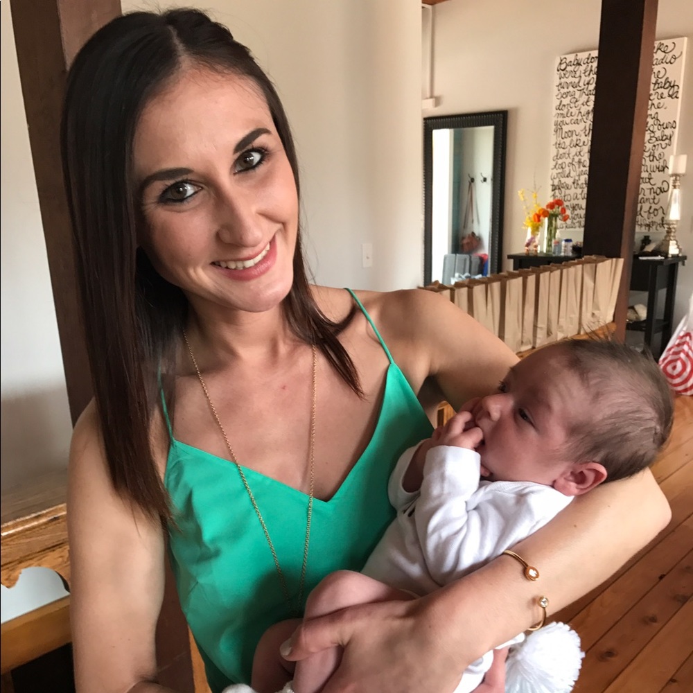 Meet your Posher, Alexis