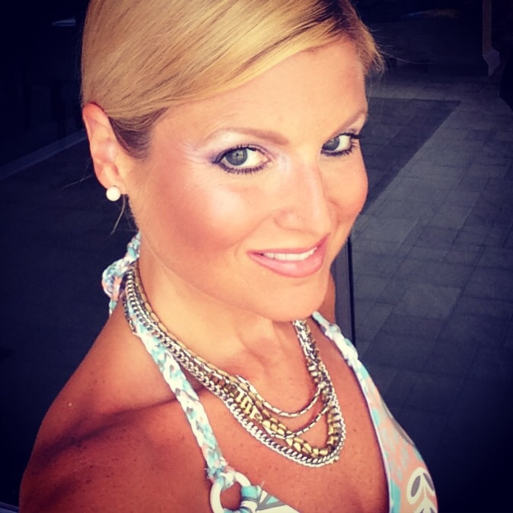 Meet your Posher, Sara jean