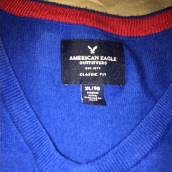 Men's XL American Eagle Outfitters V-Neck Sweater - Picture 3 of 3