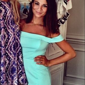 Kittenish off the shoulder dress! NWT