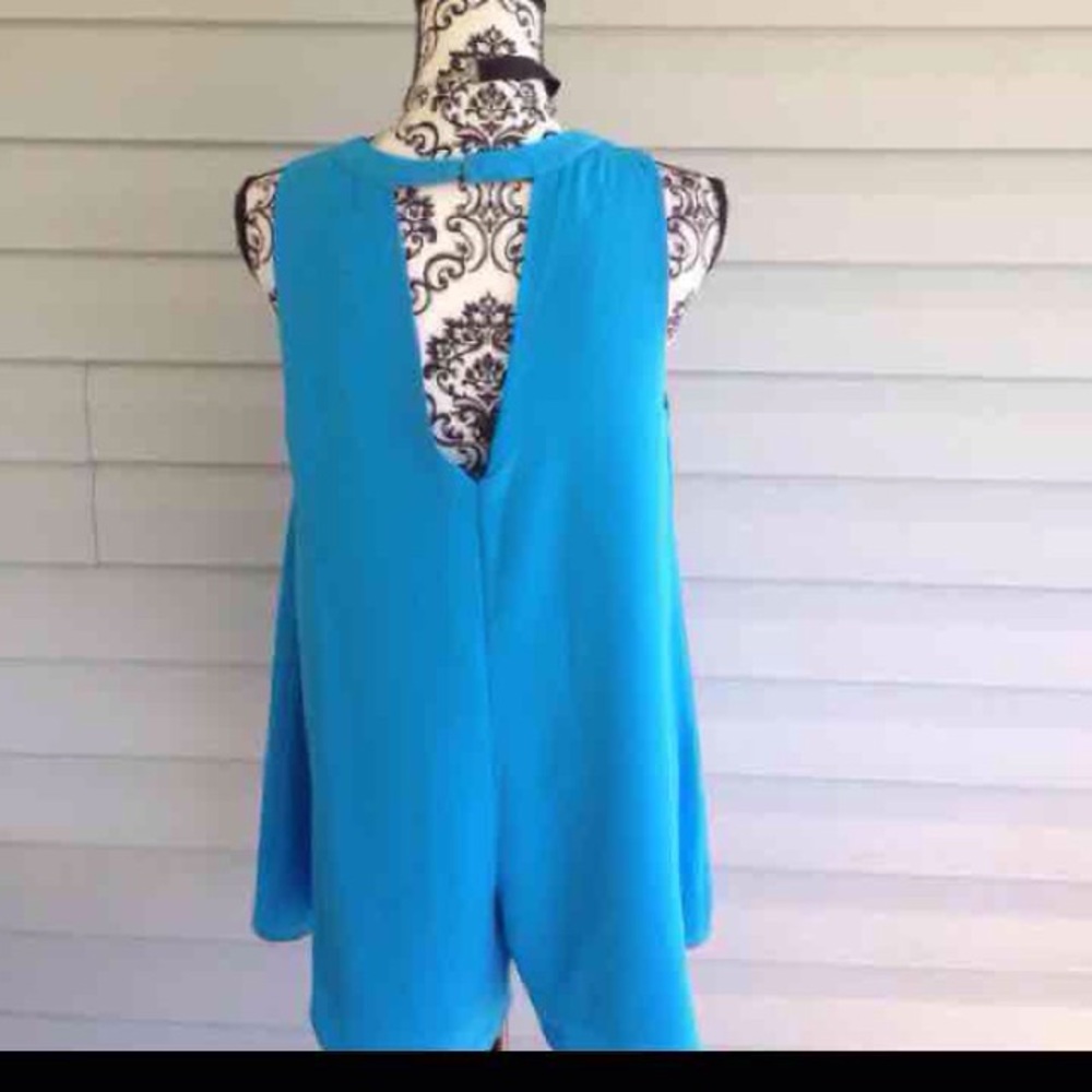 Trapeze Cutout Back Blue Romper - Picture 3 of 4