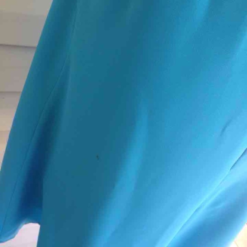 Trapeze Cutout Back Blue Romper - Picture 4 of 4