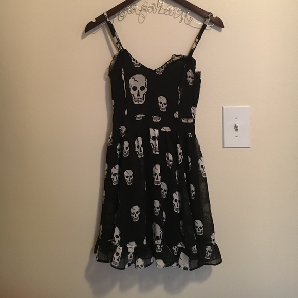 Royal Bones Dresses & Skirts - Hot Topic Summer Skull Dress