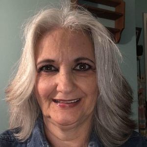 Meet your Posher, Karol