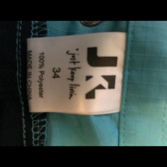 Men's swim trunks - Picture 3 of 3