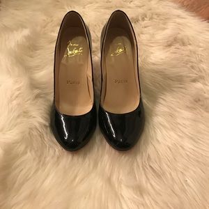 Black heels Red Bottom