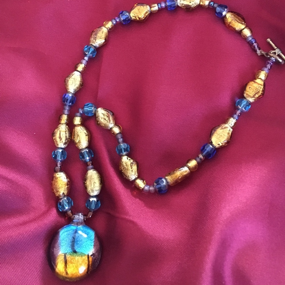 Necklace - Picture 3 of 4