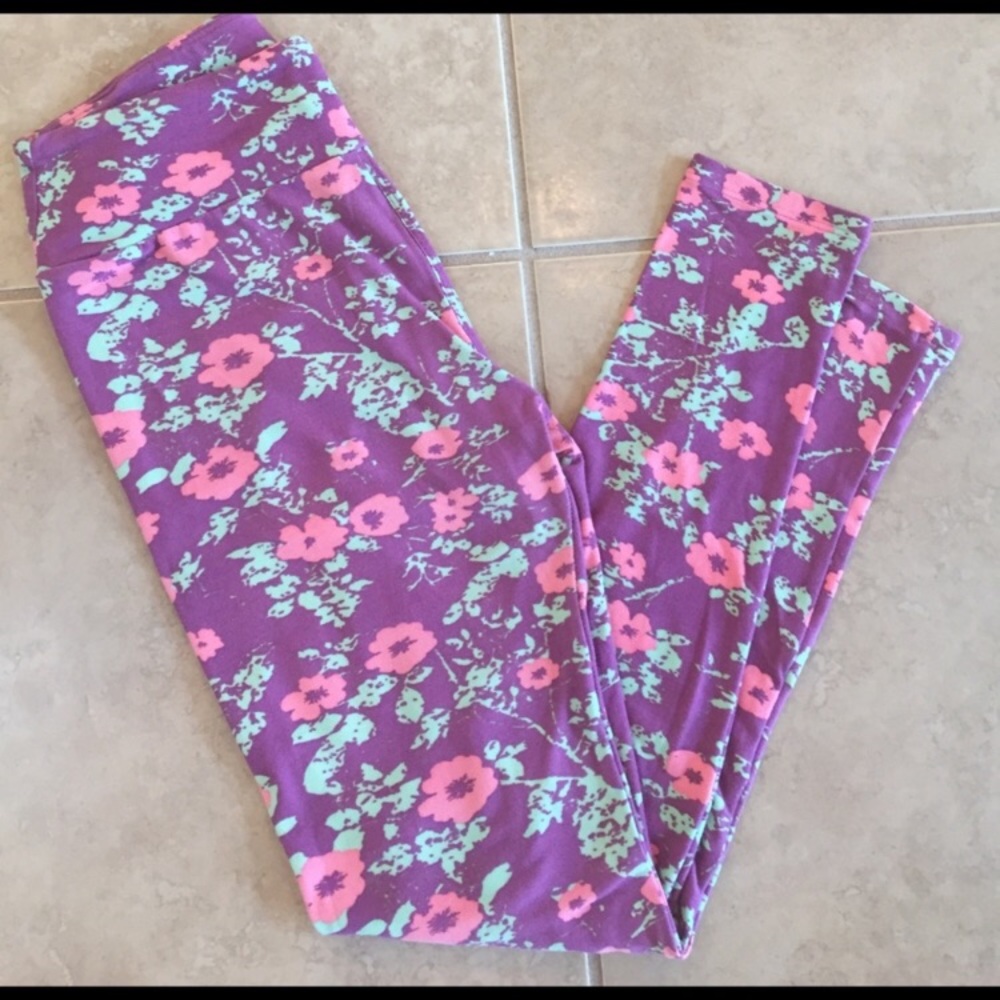 NWOT Lularoe Leggings