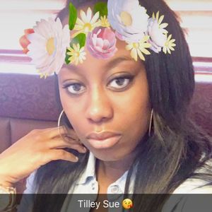Meet your Posher, Tia