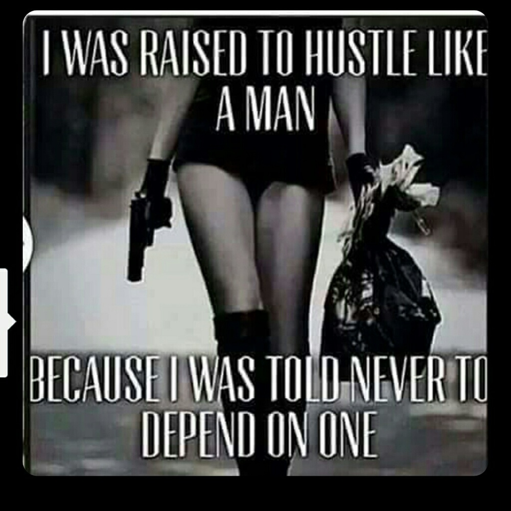 EVERYDAY IM HUSTLIN, HUSTLIN’ daddy was rt. ! 