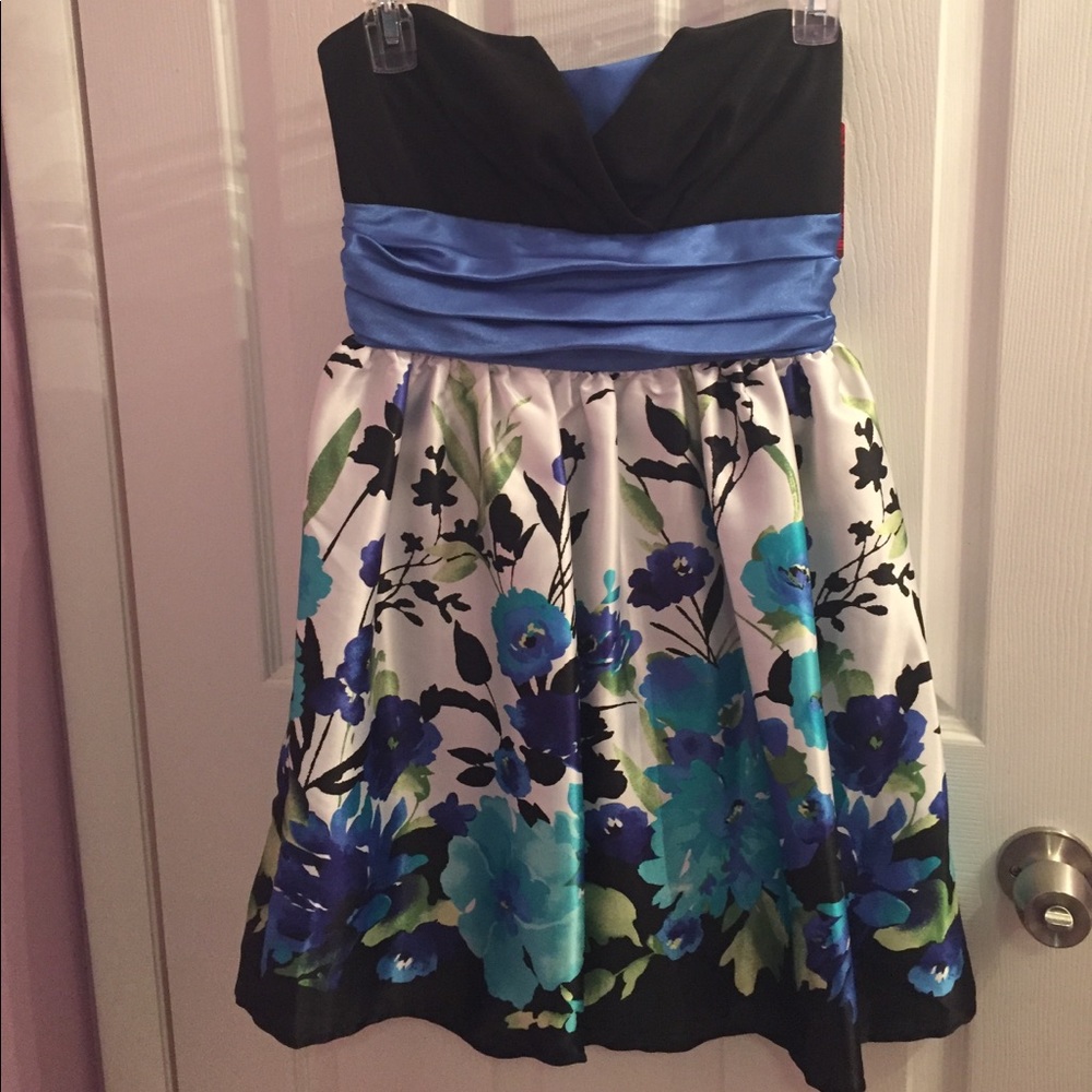 Strapless dress BRAND NEW