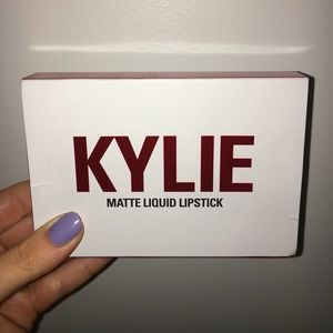 Kylie Cosmetics matte liquid lipstick (minis)