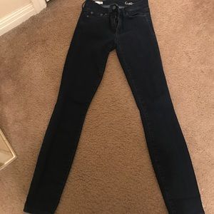 Gap True Skinny dark wash jeans