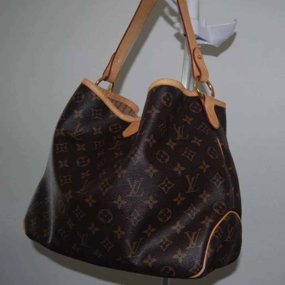 Louis vuitton bag