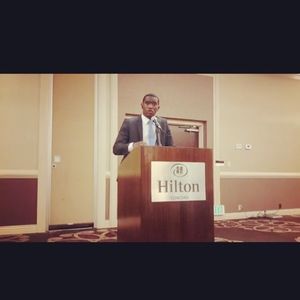 Meet your Posher, Flo