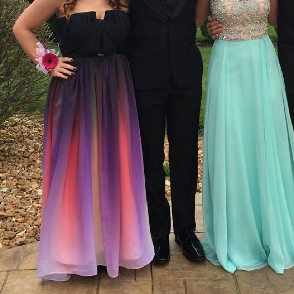 Prom Dress - Picture 3 of 5