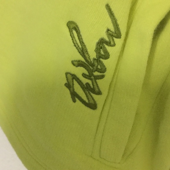 💥💥HOODIE.  MAKE OFFER:  PRICE DROP‼️‼️MUST SELL - Picture 4 of 4