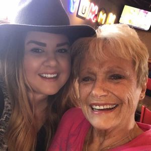 Meet your Posher, Amber