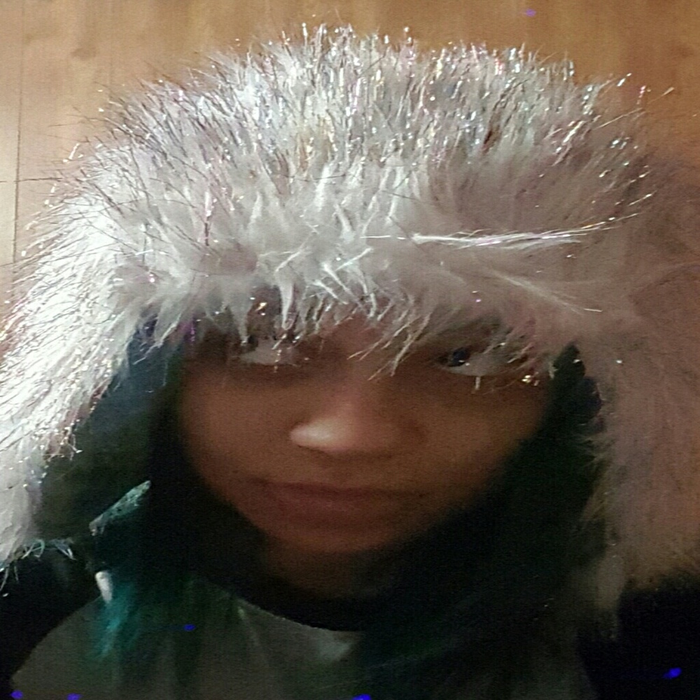 HANDMADE winter hat - Picture 4 of 4