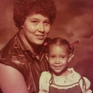 Meet your Posher, Keena