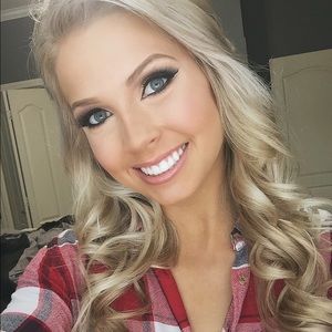 Meet your Posher, Sierra