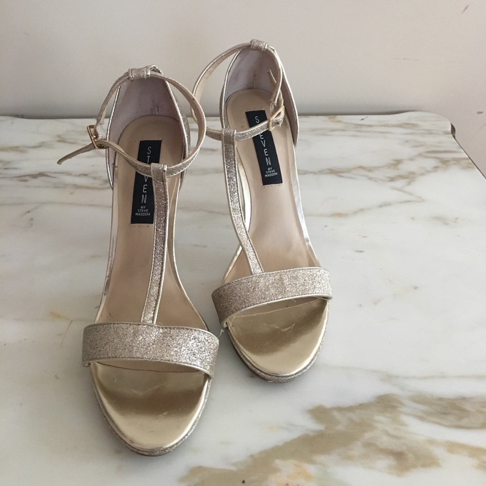 T-Strap Glitter Heel | Steve Madden